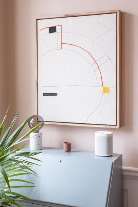 Stylish Central Apartment With Parking - Garden And Workspace Bath Bagian luar foto